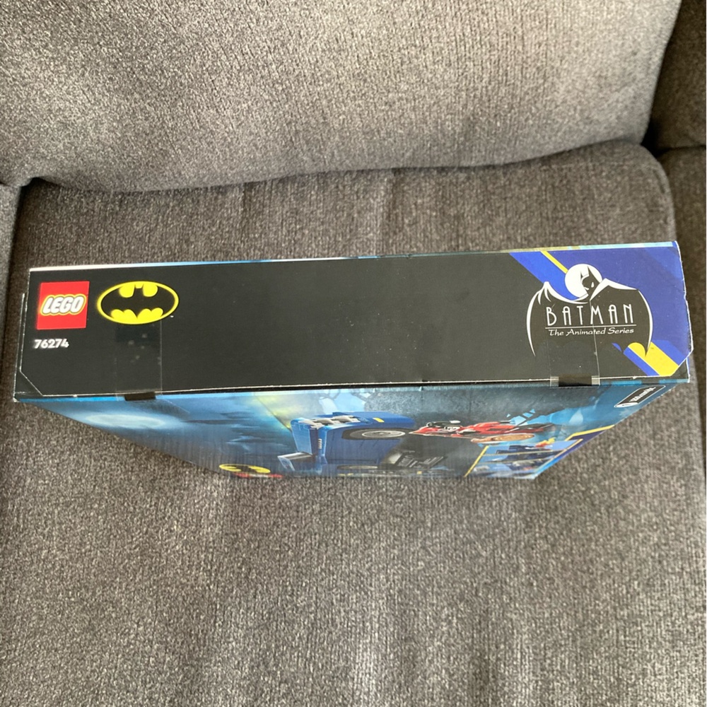 BATMAN WITH BATMOBILE VS HARLEY QUINN AND MR FREEZE LEGO DC SET #76274 435 PCS - Picture 3 of 6
